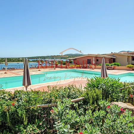 Apartamento Marineledda Bouganvillea *