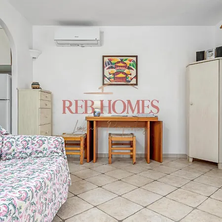 Apartment Marineledda 