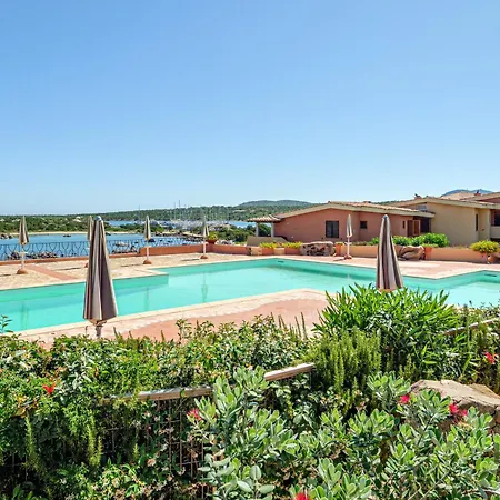 Marineledda Bouganvillea Apartmán *