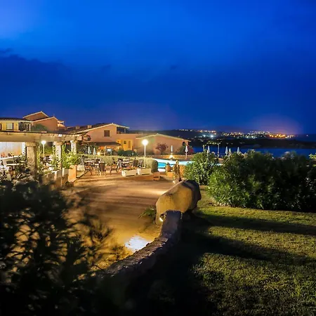 Marineledda Bouganvillea Apartment Marinella (Sardinia)